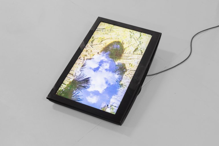 mono lisboa art gallery residency