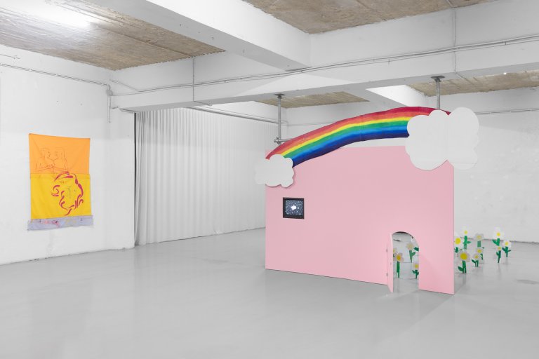 mono lisboa art gallery residency